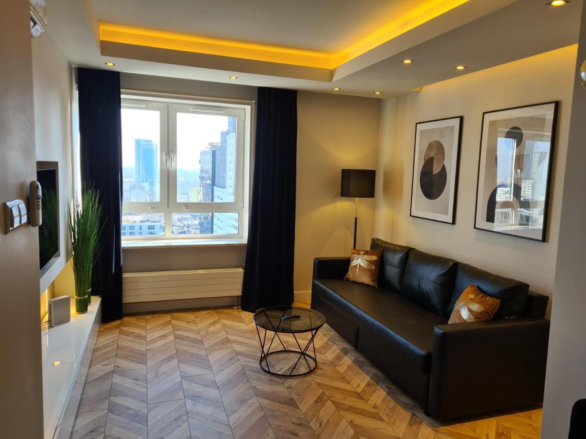 Platinum Towers Apartment With Parking By Renters Prestige Varsóvia Exterior foto