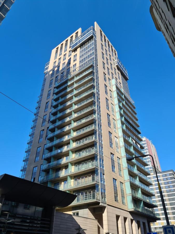 Platinum Towers Apartment With Parking By Renters Prestige Varsóvia Exterior foto
